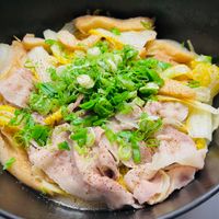 可能是豆腐、拉麵、麵和水波蛋的圖像