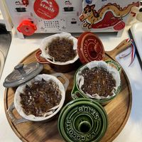 可能是研磨機、泡茶器和文字的圖像