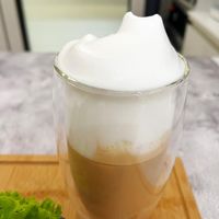 可能是咖啡和咖啡杯的圖像