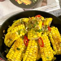 可能是豆煮玉米的圖像