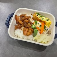 未提供相片說明。