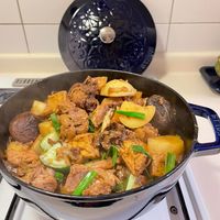 可能是食物和室內的圖像