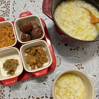 可能是食物和室內的圖像