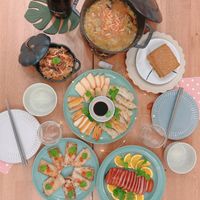 可能是食物和室內的圖像
