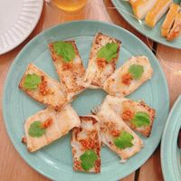 可能是食物和室內的圖像