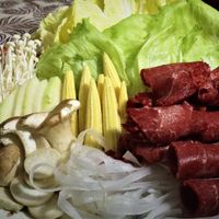 可能是食物和室內的圖像