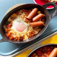 可能是食物和室內的圖像