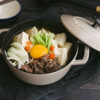 可能是食物和室內的圖像