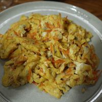 可能是食物和室內的圖像