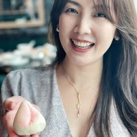 可能是 1 人和食物的圖像
