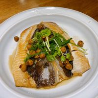 可能是食物和室內的圖像