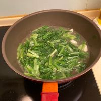 可能是食物和室內的圖像