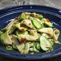 可能是食物和室內的圖像