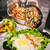可能是食物和室內的圖像