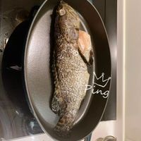 可能是食物和室內的圖像