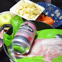 可能是食物和室內的圖像