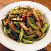 未提供相片說明。