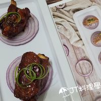 未提供相片說明。