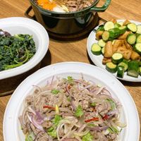 可能是食物和室內的圖像