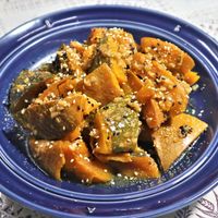 可能是食物和室內的圖像