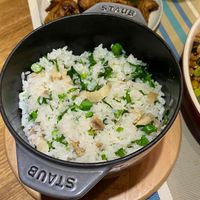 可能是食物和室內的圖像