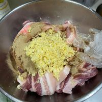 可能是食物和室內的圖像