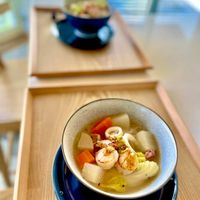 可能是食物和室內的圖像