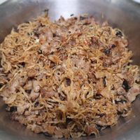 可能是食物和室內的圖像