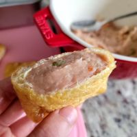可能是食物和室內的圖像