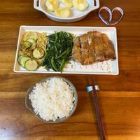 未提供相片說明。