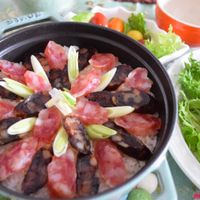 可能是食物和室內的圖像