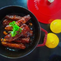 可能是食物和室內的圖像