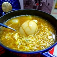 可能是食物和室內的圖像