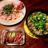 可能是食物和室內的圖像