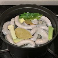 可能是食物和室內的圖像