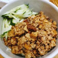 未提供相片說明。
