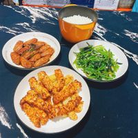 未提供相片說明。
