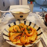 可能是蝦、粥和豆腐的圖像