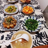 可能是豆腐、粥和火鍋的圖像
