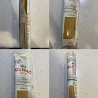 可能是麵包棒、義大利麵和文字的圖像