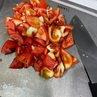 可能是刀和食物的圖像