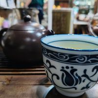 可能是泡茶器和飲料的圖像