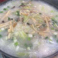 可能是拉麵和粥的圖像