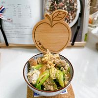 可能是豆腐、蘋果和文字的圖像