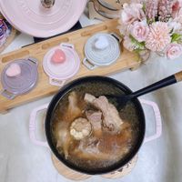 可能是火鍋、豆腐和文字的圖像