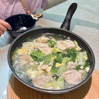 可能是 1 人和拉麵的圖像