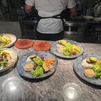 可能是 1 人和食物的圖像