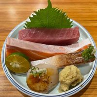 可能是生魚片和壽司的圖像