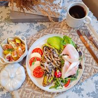 可能是無花果和文字的圖像