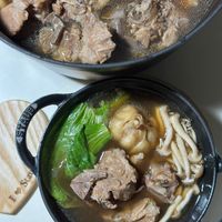 可能是拉麵、火鍋和燉小牛膝的圖像